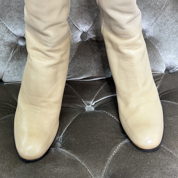 Costume National Italy butter soft leather heeled boots - Picture 3 of 9